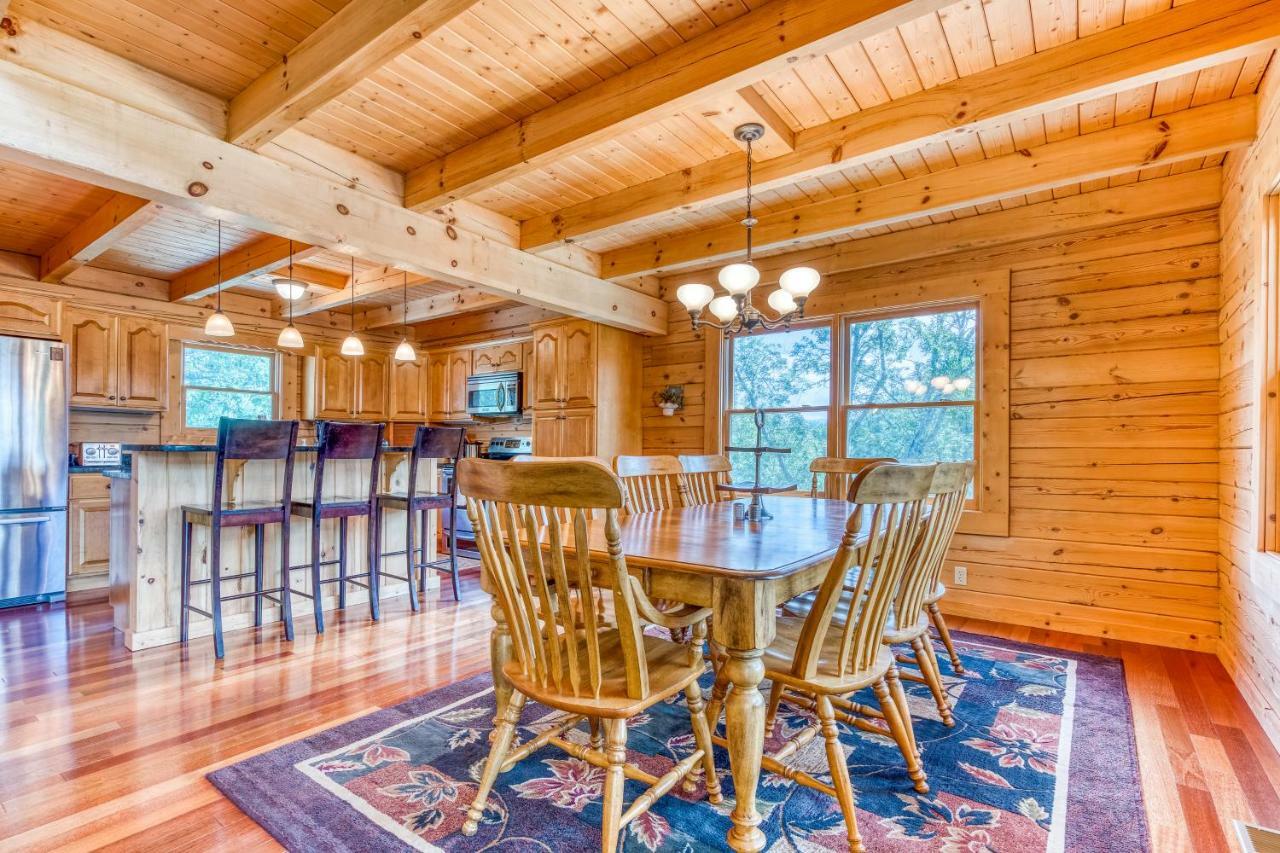 Majestic Lakefront Lodge Sevierville Eksteriør bilde