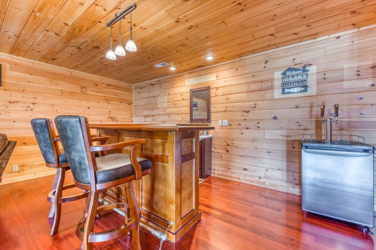 Majestic Lakefront Lodge Sevierville Eksteriør bilde
