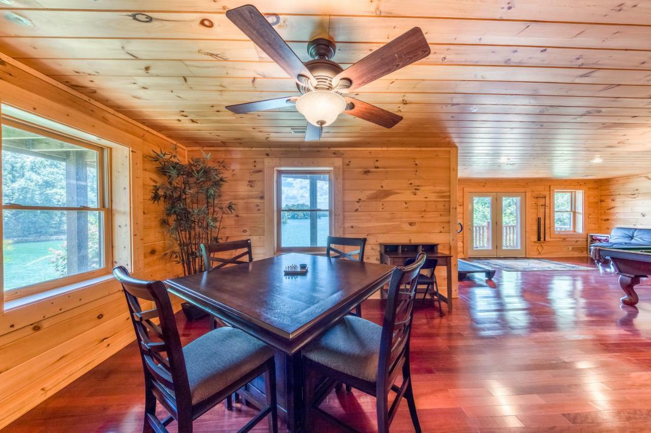 Majestic Lakefront Lodge Sevierville Eksteriør bilde